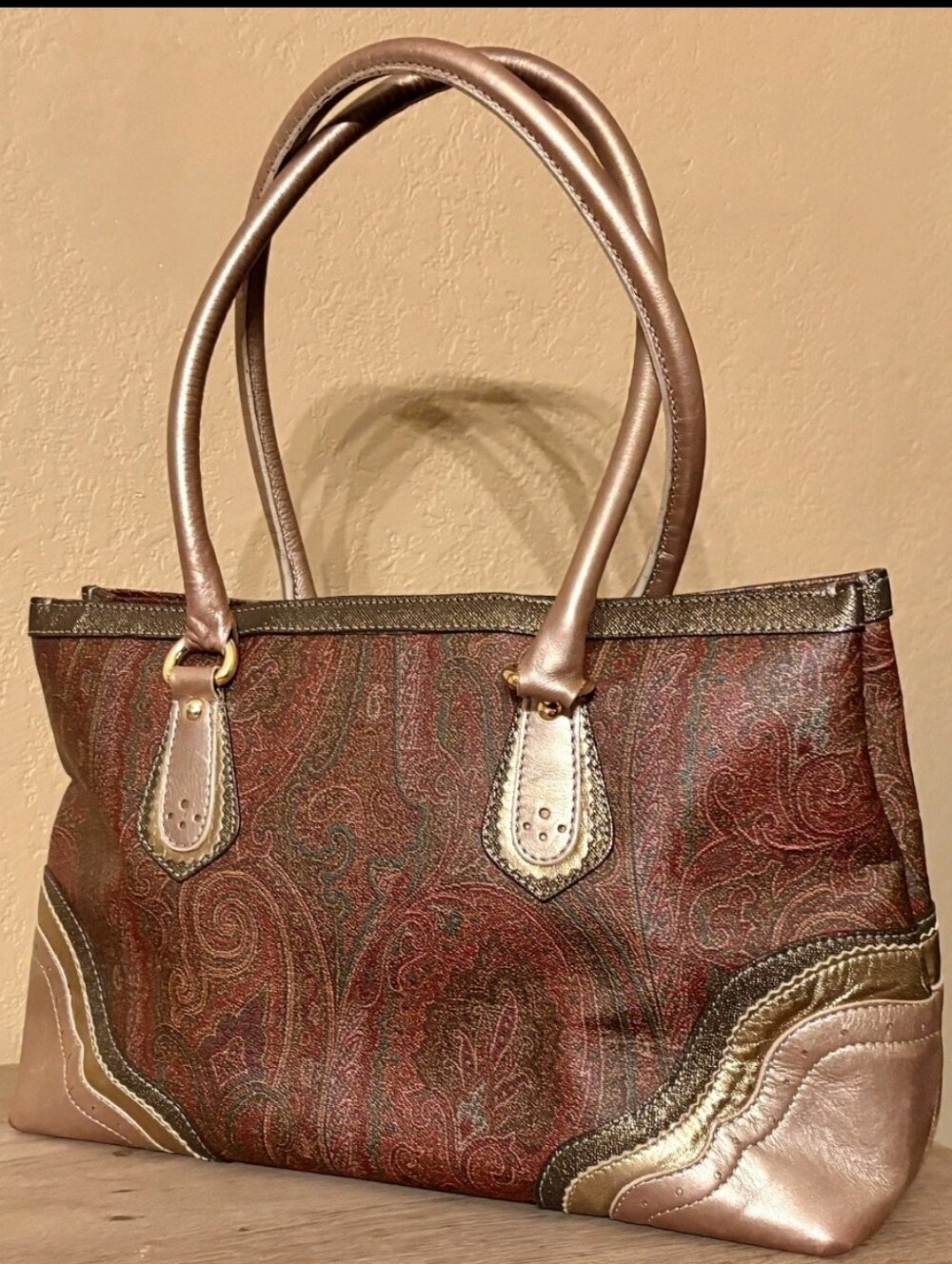 Rare Etro Milano Shoulder Bag Vtg. Elegant Paisley Tote In Metallic Bronze Wine